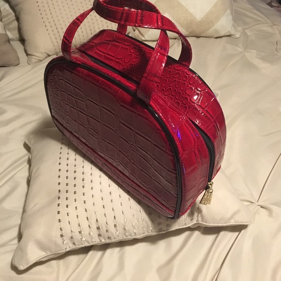 Elizabeth Arden Bags Red Door Spa Makeup Bag Poshmark